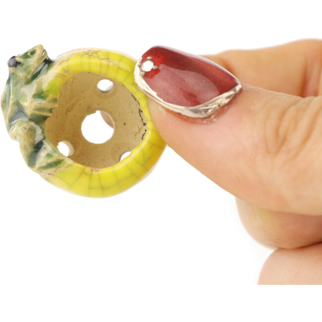 Maceta redonda amarilla y verde para bonsái de Masashi Furumoto - 24 x 24 x 18 mm