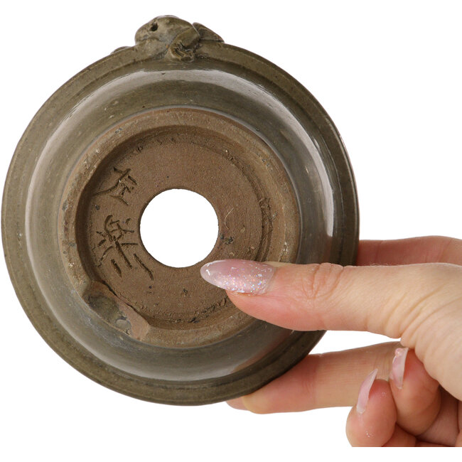 Ronde bruine bonsaipot van Sa Ra Ku - 103 x 103 x 57 mm