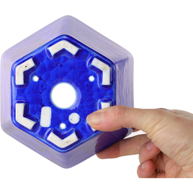 Maceta hexagonal para bonsái con esmaltado de cristal azul oscuro de Heian Senzan (140 x 140 x 75 mm)