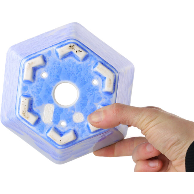 Hexagonal light blue, crystal glaze bonsai pot by Heian Senzan - 140 x 140 x 75 mm