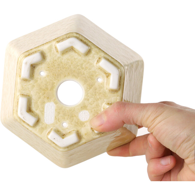Pot à bonsaï hexagonal en émail cristal blanc cassé, par Heian Senzan - 140 x 140 x 75 mm