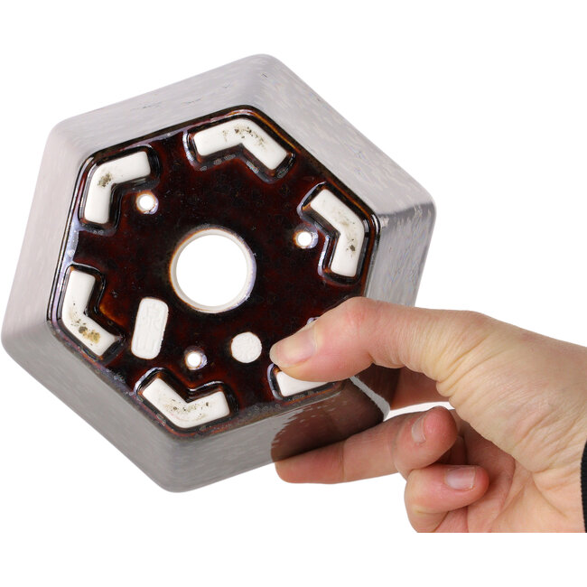 Maceta hexagonal para bonsái con acabado marrón metálico y esmaltado de cristal de Heian Senzan (140 x 140 x 75 mm)