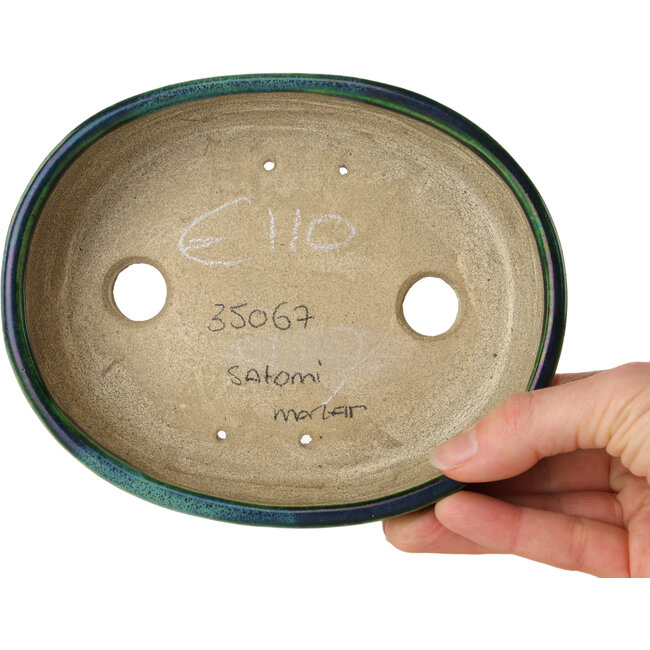 Maceta ovalada para bonsái verde con detalles en azul de Terahata Satomi Mazan - 157 x 130 x 47 mm