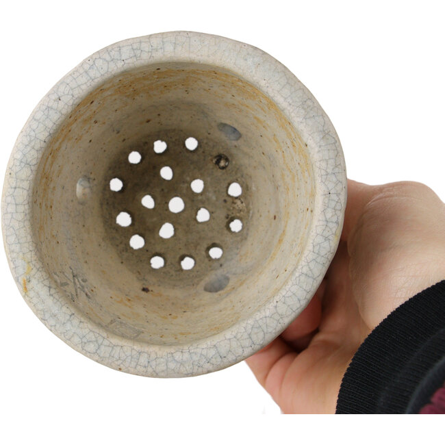 Round white craquelé, multicolor bonsai pot by Bunzan (Seto) - 104 x 104 x 105 mm