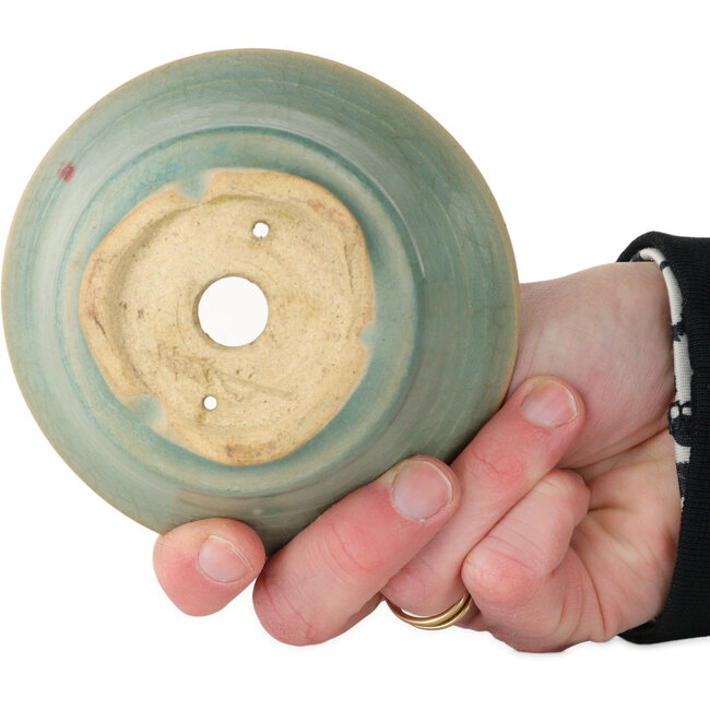 Ronde, lichtblauwe bonsaipot met craquelé-effect van Issho - 105 x 105 x 55 mm