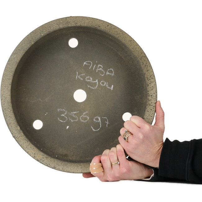 Round unglazed bonsai pot by Aiba Koyou - 348 x 348 x 80 mm