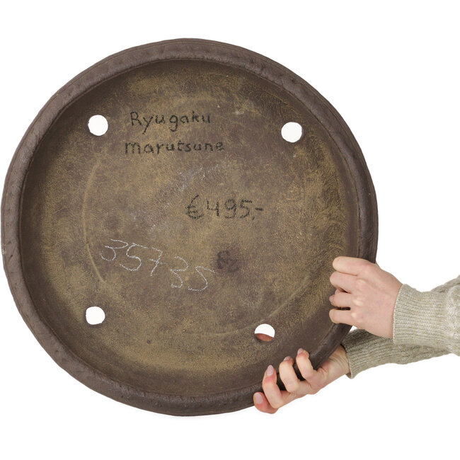 Round unglazed bonsai pot by Ryugaku Marutsune (Mr. Matsumoto Takashi) - 465 x 465 x 85 mm