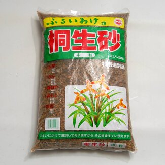 Kiryu 14 ltr. small grain 1-5 mm.