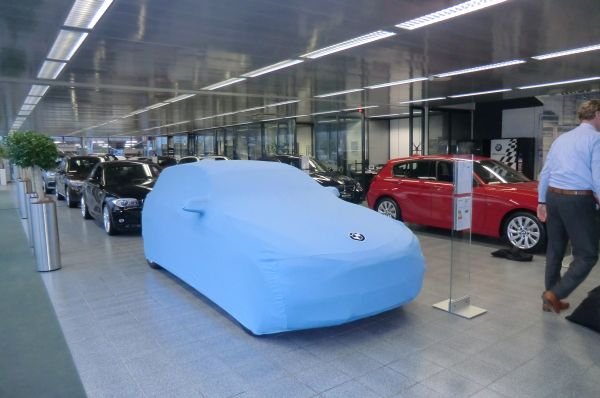 1ClassAdditions Maßgeschneiderte Autoabdeckung für Ihr Auto.