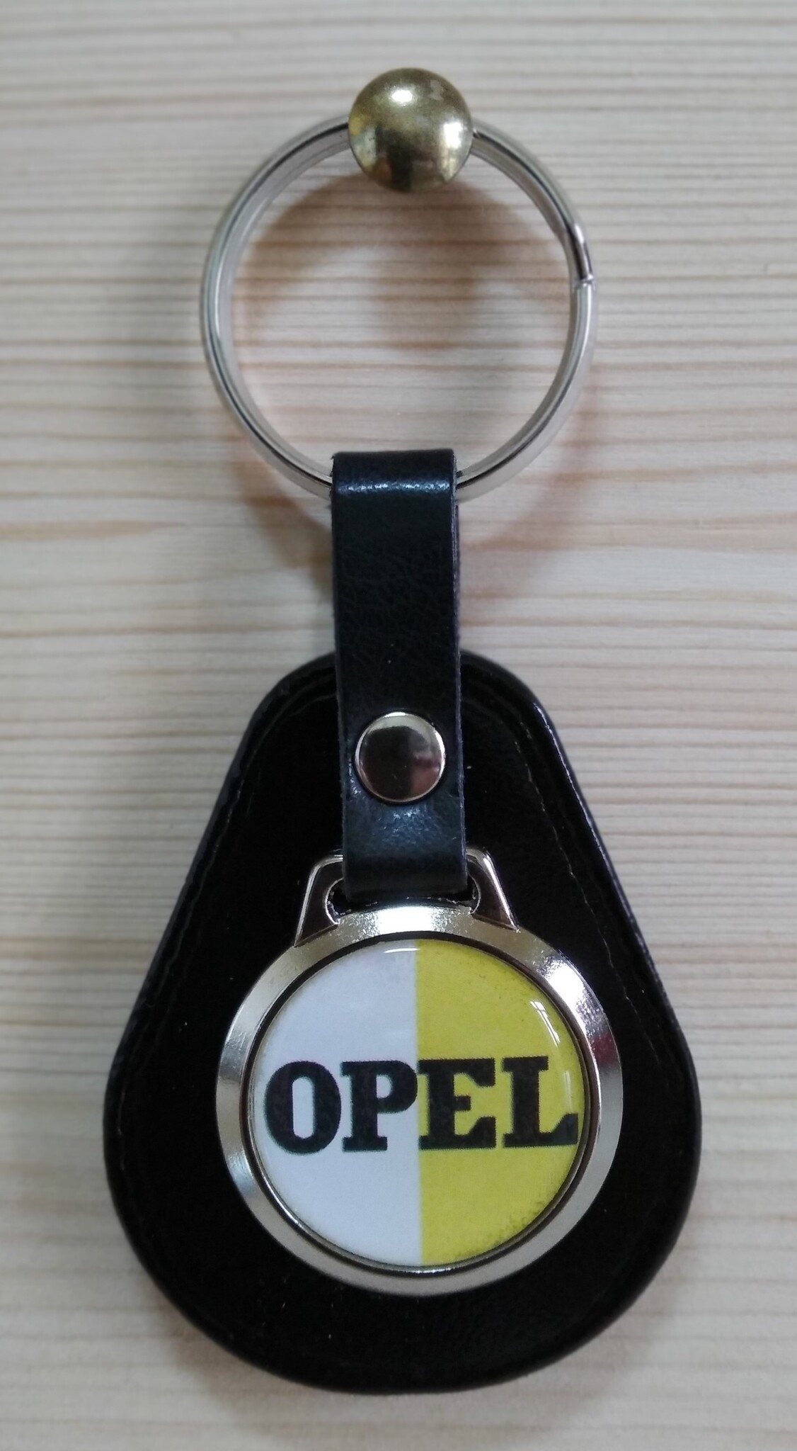OPEL OPEL Porte-clés avec logo. Cuir noir