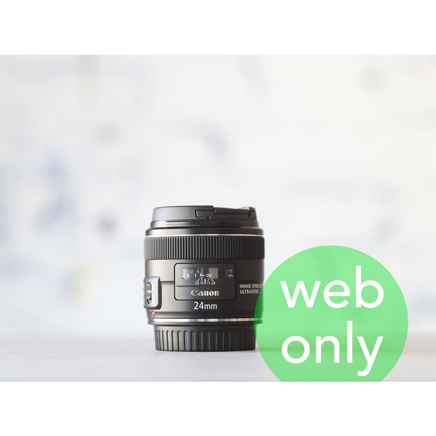 Canon EF 24mm f/2.8 IS USM + Canon EW-65B-1