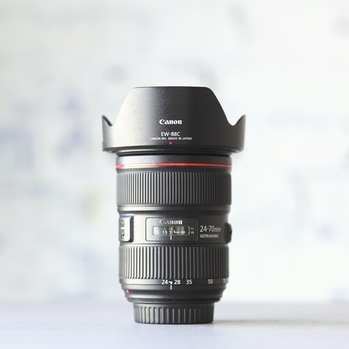 Canon EF 24-70mm f/2.8L II USM 