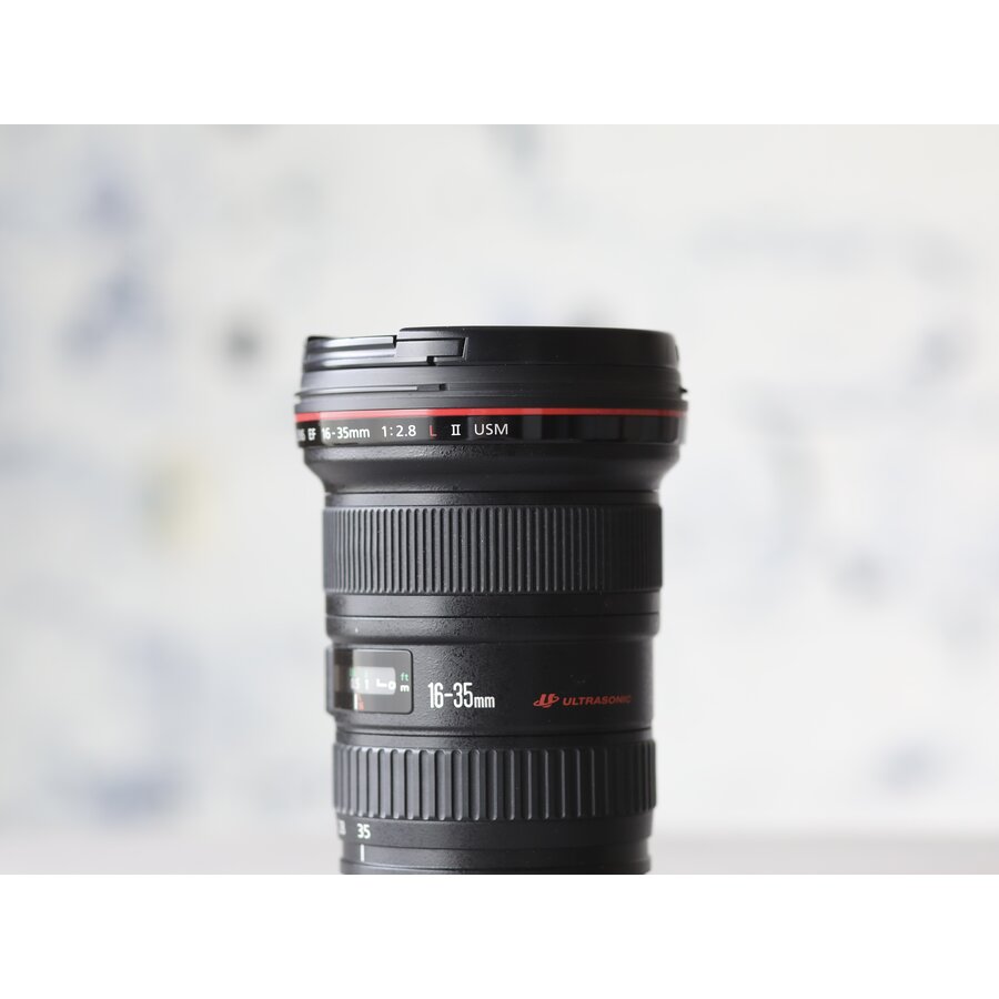 Canon EF 16-35mm f/2.8L II USM-3