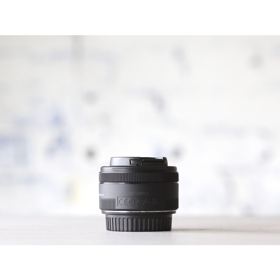 Canon EF 50mm f/1.8 STM-2