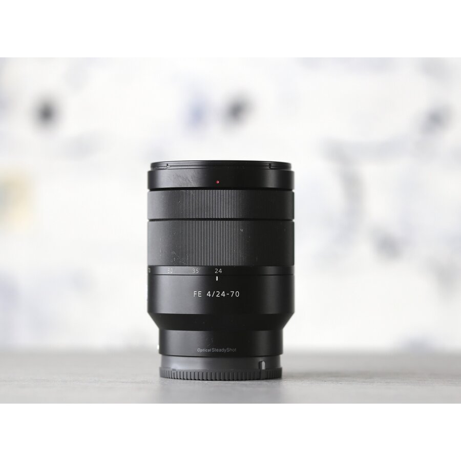 Sony FE 24-70mm f/4 ZA OSS-1