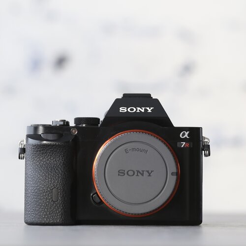 Sony A7R 