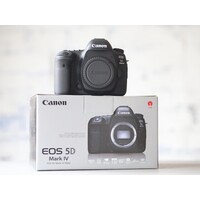 thumb-Canon EOS 5D Mark IV-1