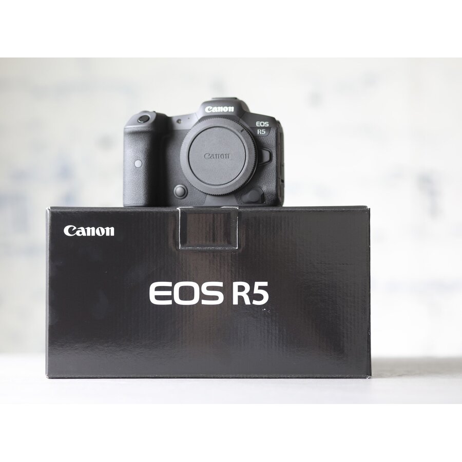 Canon EOS R5-1