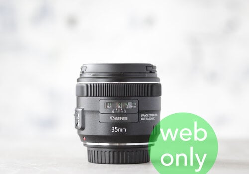 Canon EF 35mm f/2 IS USM + Canon EW-72 
