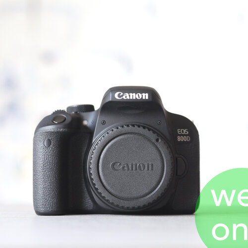Canon EOS 800D 