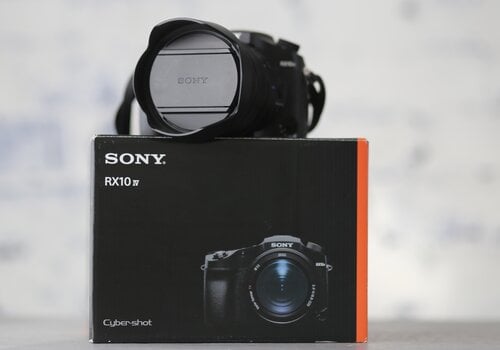 Sony RX10 mark IV 