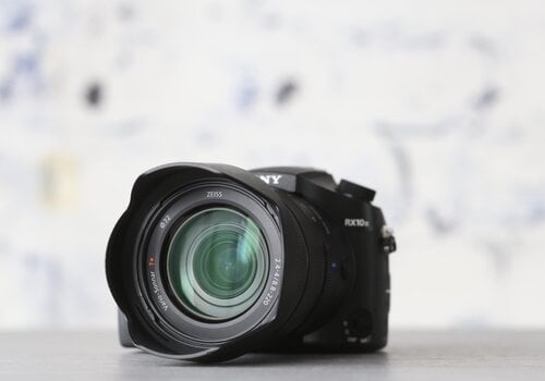 Sony RX10 mark III 