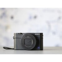 thumb-Sony Cybershot RX100 VII-1