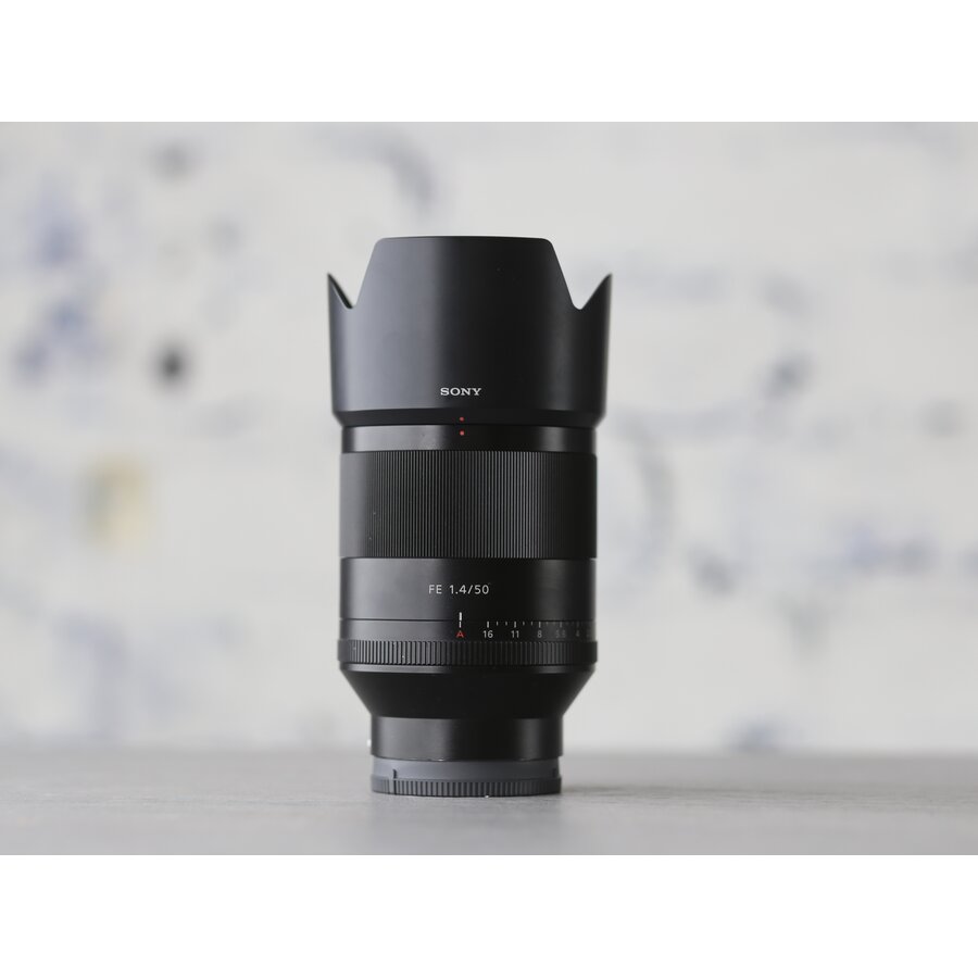 Sony FE 50mm F/1.4 ZA ZEISS Planar T*-2