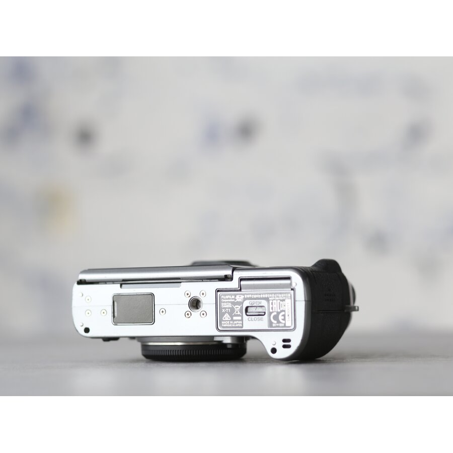Fujifilm X-T1 (Graphite Silver)-5