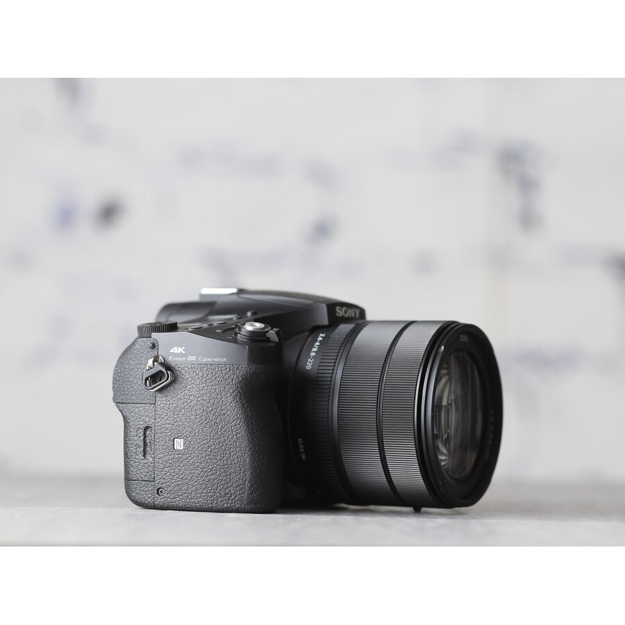 Sony RX10 mark IV-4