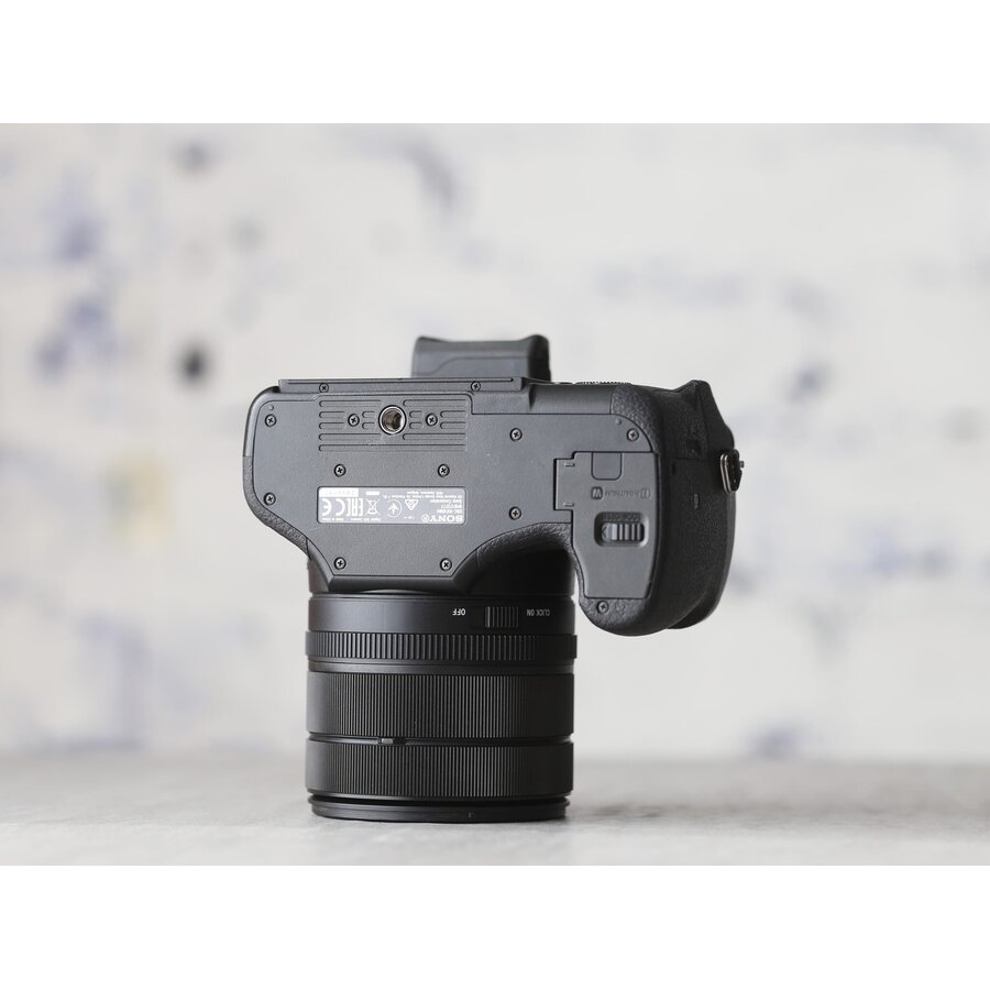 Sony RX10 mark IV-6