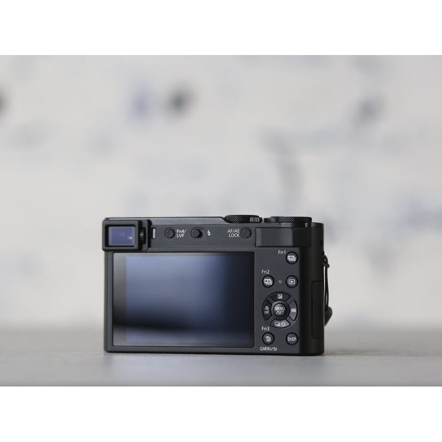Panasonic Lumix TZ202 (TZ200)-3