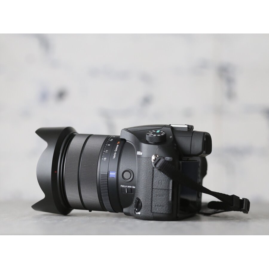 Sony RX10 mark IV-2