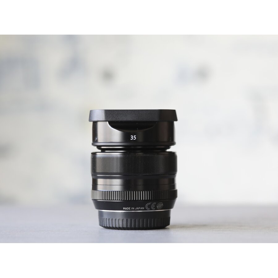 Fujifilm XF 35mm f/1.4 R-2