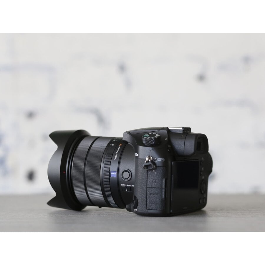 Sony RX10 mark IV-2