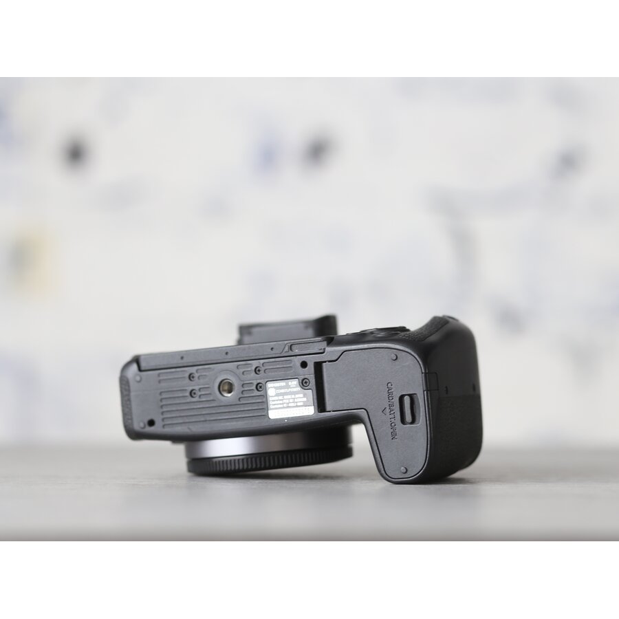 Canon EOS RP-4