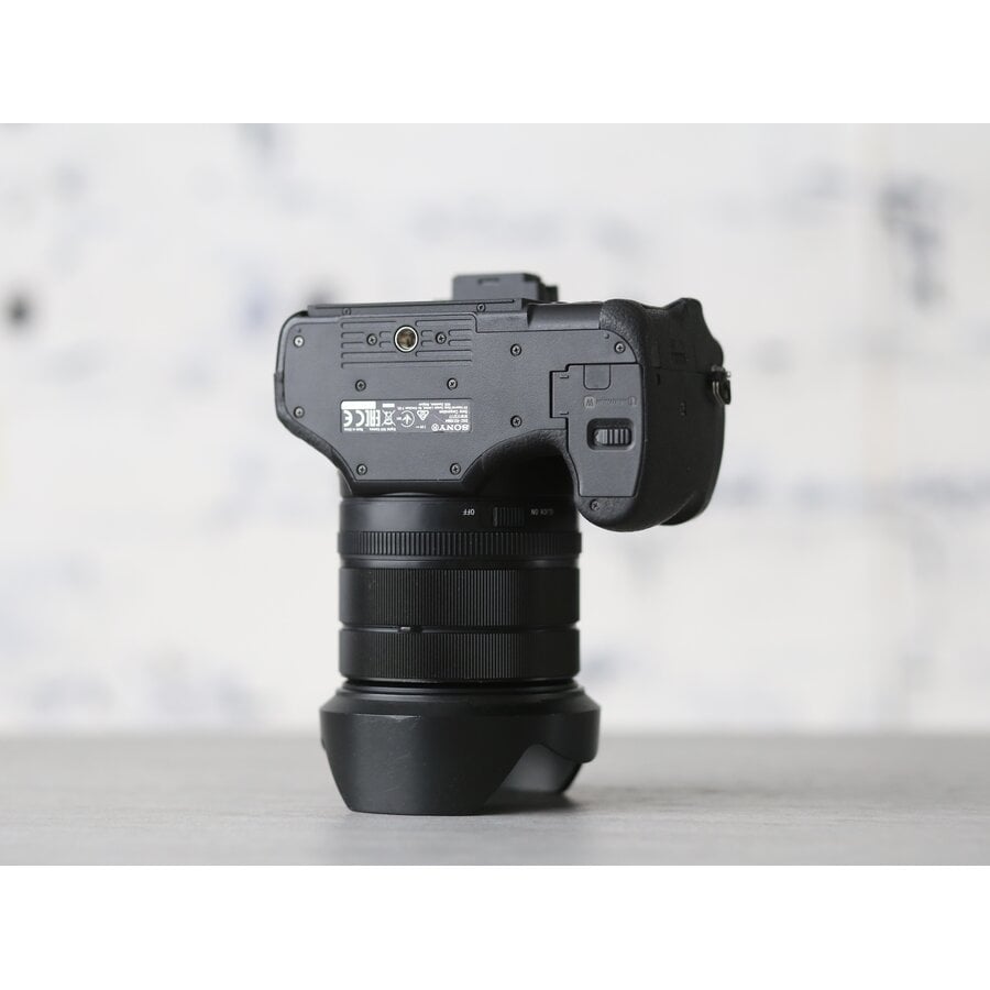 Sony RX10 mark IV-6