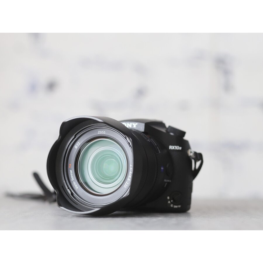 Sony RX10 mark IV-2