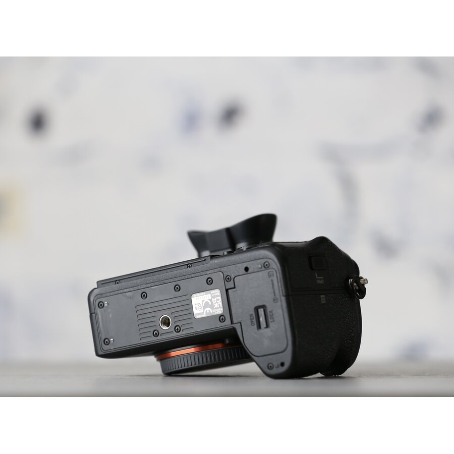 Sony A1-5