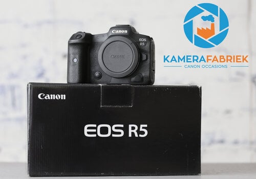 Canon EOS R5 