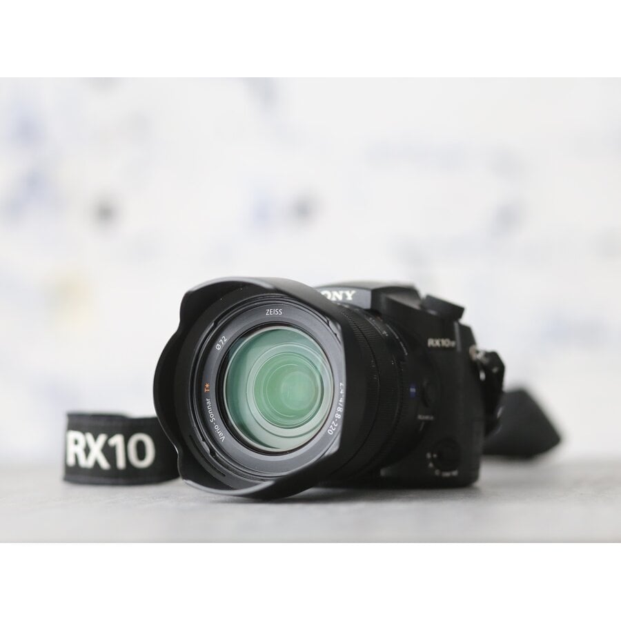 Sony RX10 mark IV-2