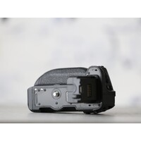 thumb-Sony VG-C4EM Battery Grip-4