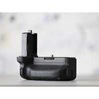 thumb-Sony VG-C4EM Battery Grip-2