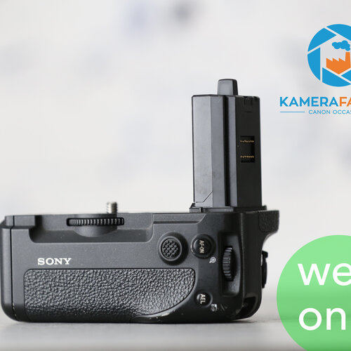 Sony VG-C4EM Battery Grip 