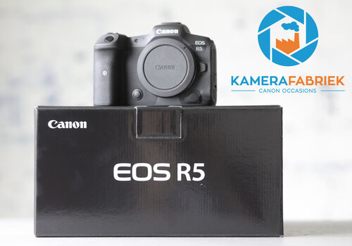 Canon EOS R5 
