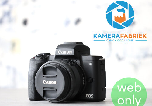 Canon EOS M50 + 15-45mm IS STM 