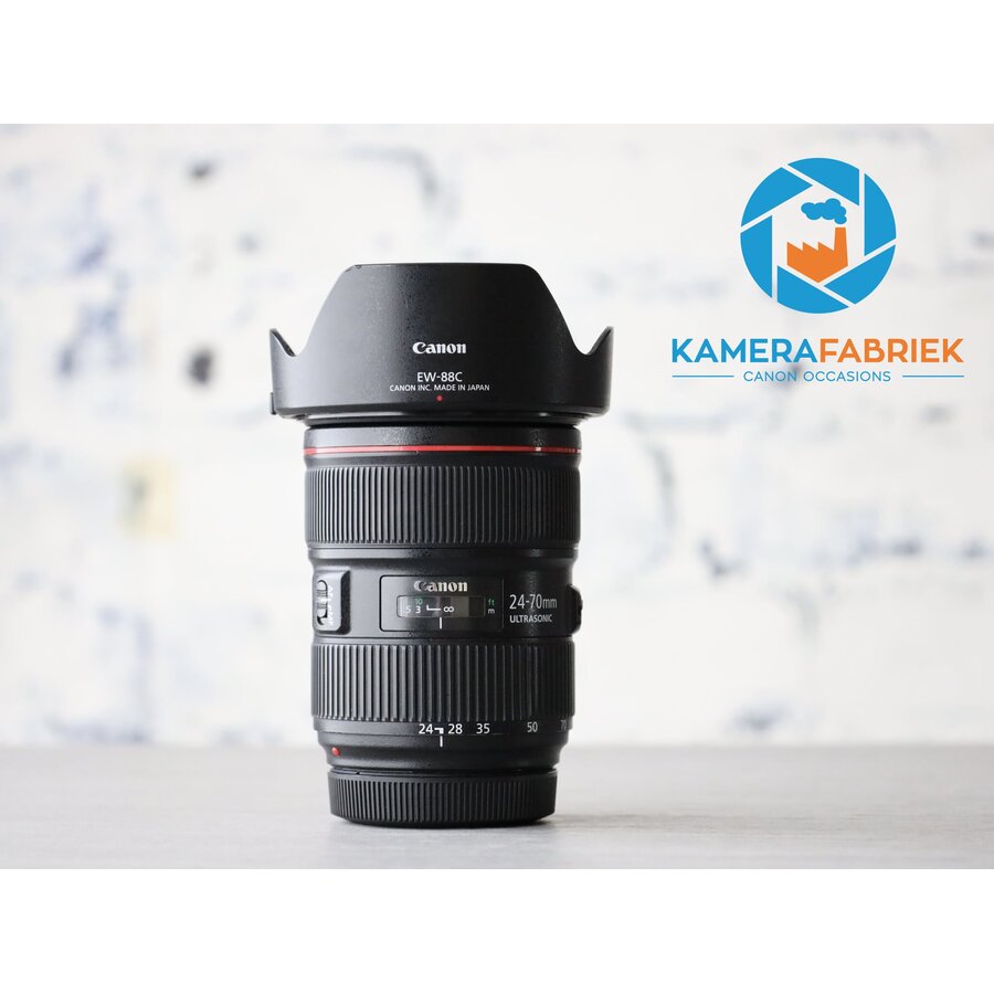 Canon EF 24-70mm f/2.8L II USM-1