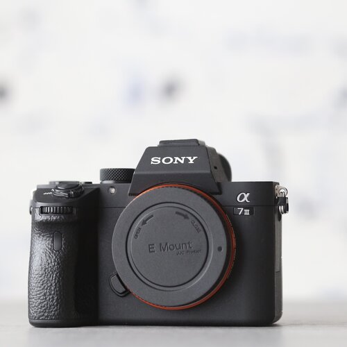 Sony A7 III 