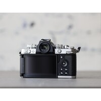 thumb-Nikon Z fc-4