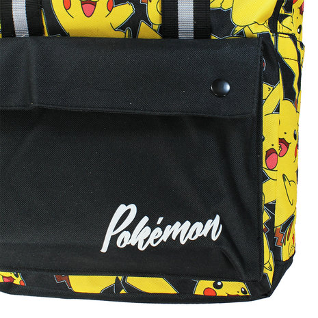 Pokémon Pokémon Pikachu All Over Print Grote Rugtas - Officiële Merchandise Pokémon Pokémon Pikachu All Over Print Grote Rugtas - Officiële Merchandise